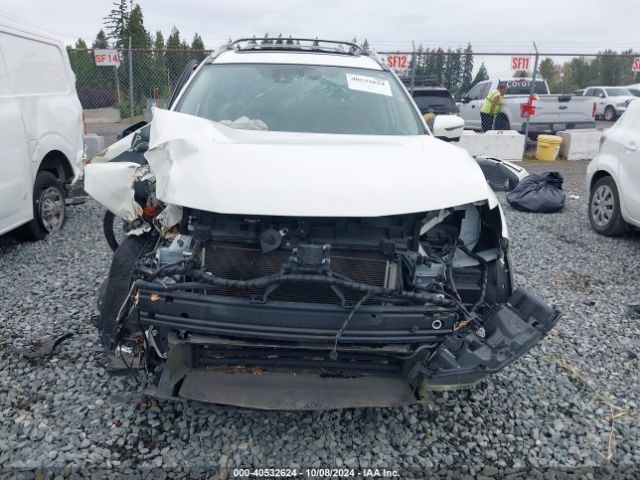 JN8AT2MV0JW303473 Nissan Rogue Sl