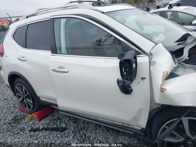 JN8AT2MV0JW303473 Nissan Rogue Sl