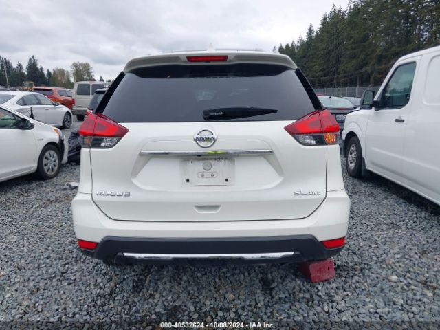 JN8AT2MV0JW303473 Nissan Rogue Sl