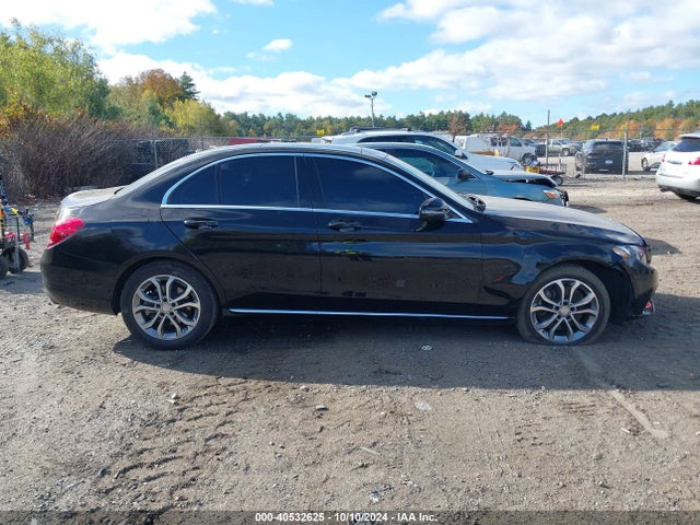 55SWF4KB1GU110032 Mercedes-Benz C 300 4matic/luxury 4matic/sport 4matic