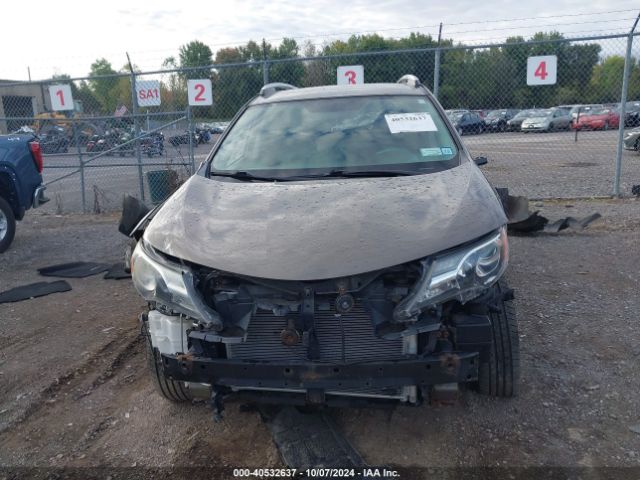 2T3BFREV7FW243602 Toyota RAV4 LE