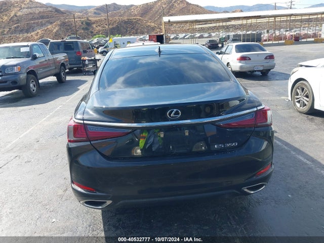 Lexus ES 350 2020 58ACZ1B18LU062701 Image 17