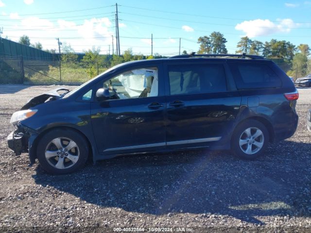 5TDKZ3DC7JS935003 Toyota Sienna Le 8 Passenger