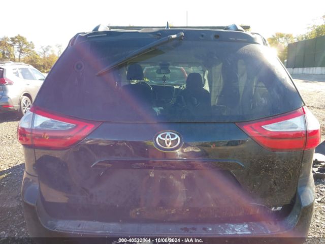 5TDKZ3DC7JS935003 Toyota Sienna Le 8 Passenger