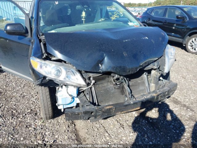 5TDKZ3DC7JS935003 Toyota Sienna Le 8 Passenger