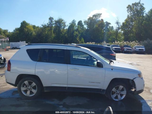 1C4NJDBB8GD631543 Jeep Compass Sport