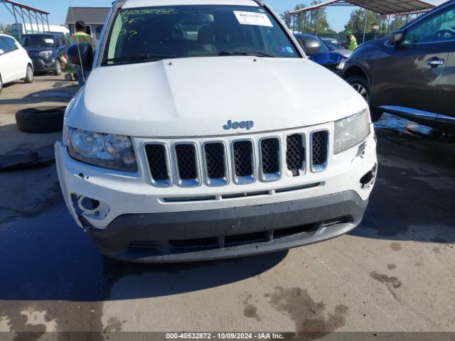 1C4NJDBB8GD631543 Jeep Compass Sport