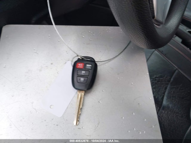 Toyota COROLLA LE 2017 5YFBURHE9HP662016 Image 11