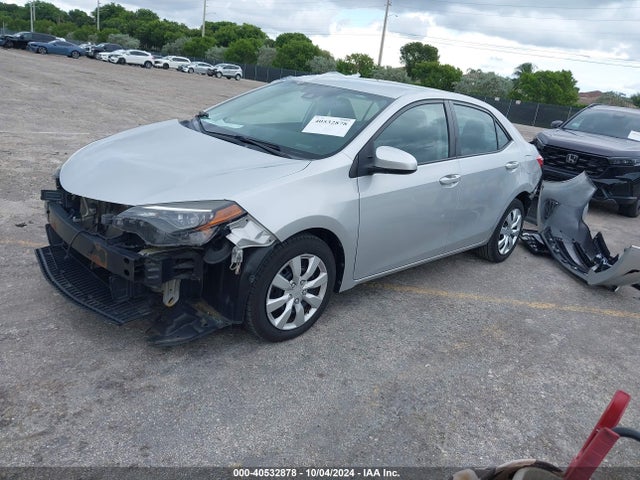 Toyota COROLLA LE 2017 5YFBURHE9HP662016 Image 2