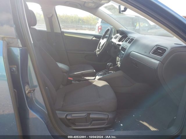 3VWD17AJ6FM213083 Volkswagen Jetta 1.8t Se