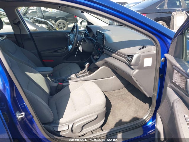 KMHC75LC3LU240244 Hyundai Ioniq Hybrid Se