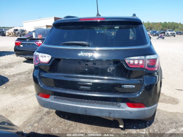 3C4NJCBB2KT668522 Jeep Compass Sun And Wheel Fwd