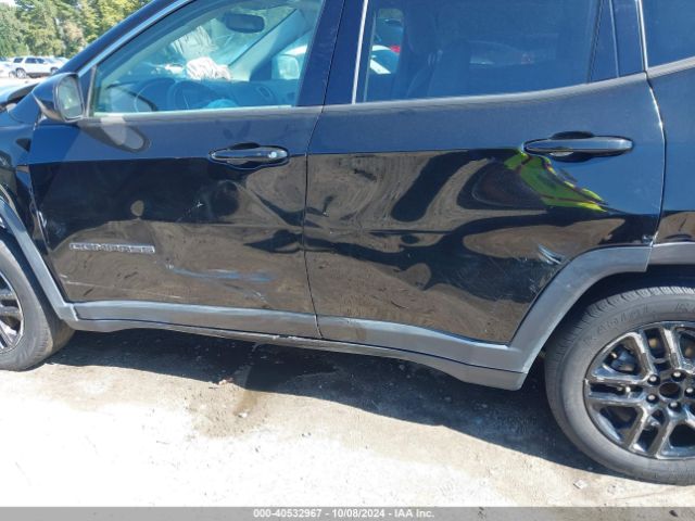 3C4NJCBB2KT668522 Jeep Compass Sun And Wheel Fwd
