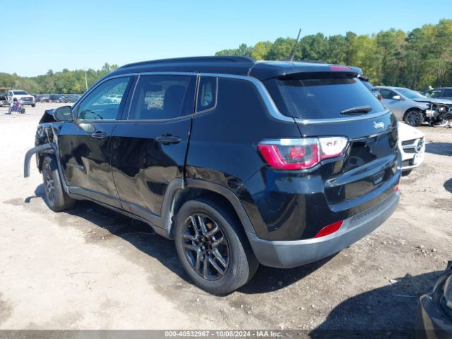 3C4NJCBB2KT668522 Jeep Compass Sun And Wheel Fwd