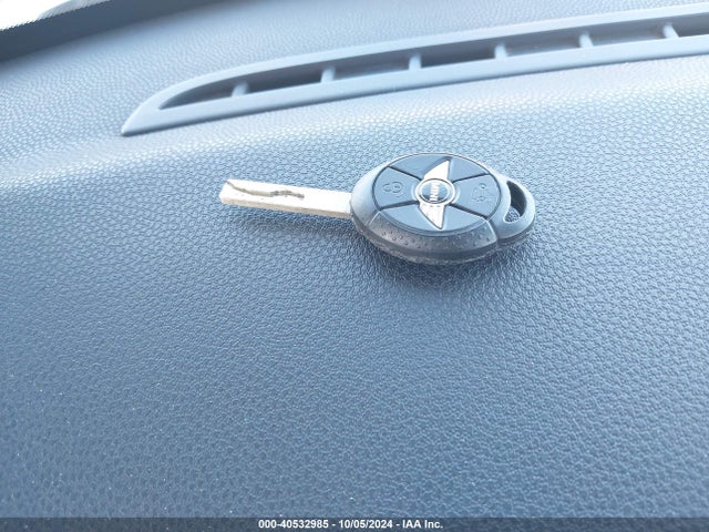 2008 MINI COOPER S WMWRH33508TL97502 Photo 10