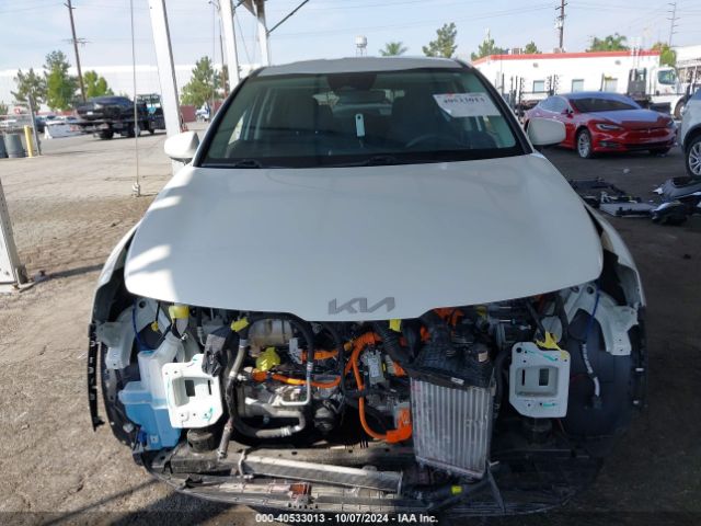 KNDPUCAG3P7080623 KIA Sportage Hybrid Lx