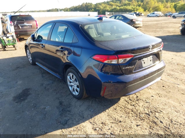 Toyota COROLLA LE 2022 5YFEPMAEXNP368511 Image 3