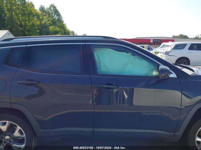 3C4NJDCBXJT143971 Jeep Compass Limited 4x4
