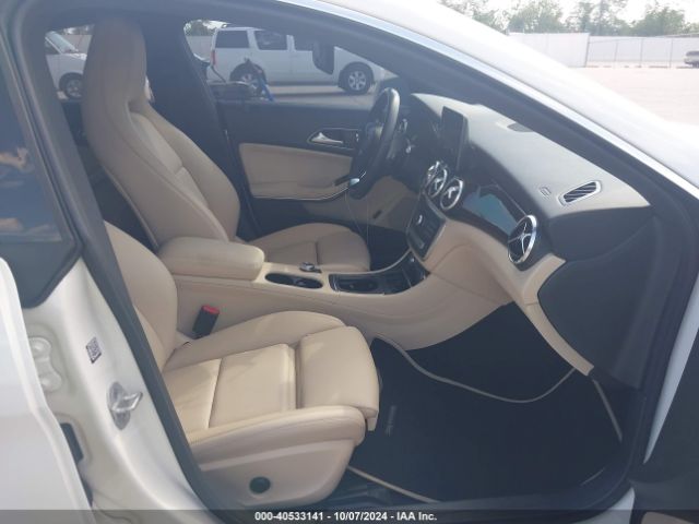 WDDSJ4EBXJN615883 Mercedes-Benz CLA 250
