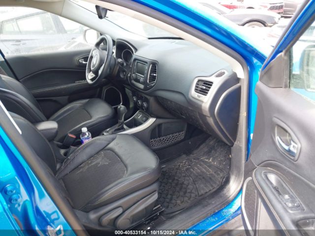 3C4NJCBB8JT266521 Jeep Compass Latitude Fwd