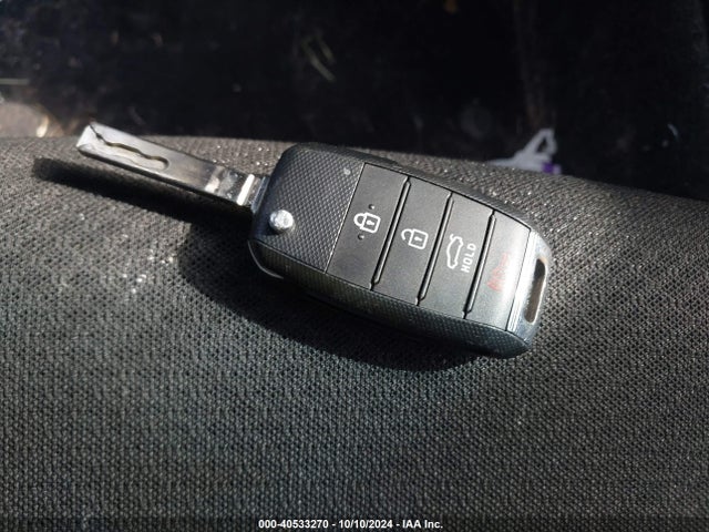 KIA Optima Lx 2017 KNAGT4L3XH5163107 Image 11