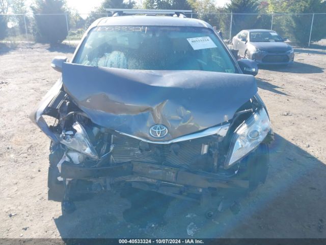 5TDDK3DCXES089145 Toyota Sienna Limited 7 Passenger