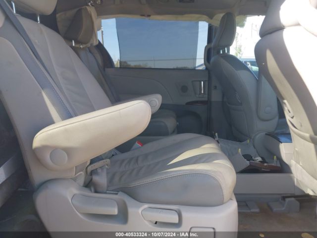 5TDDK3DCXES089145 Toyota Sienna Limited 7 Passenger