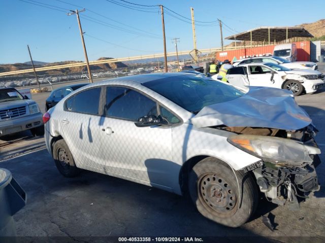 KNAFK4A69G5614358 KIA FORTE LX