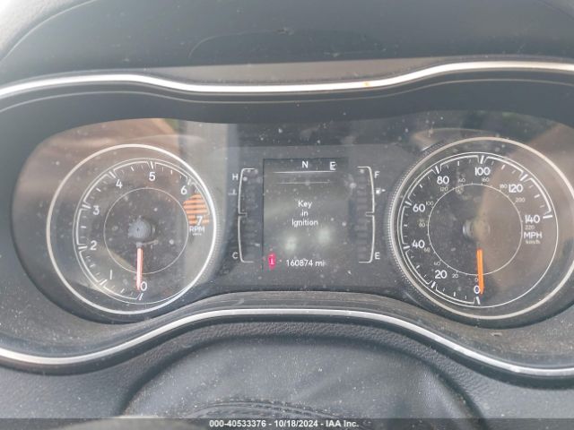 1C4PJLCB7KD307607 Jeep Cherokee Latitude Fwd