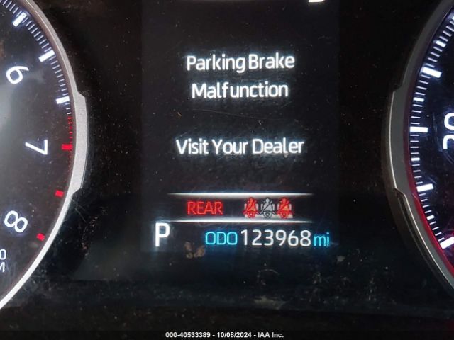 2T3H1RFV1KW015676 Toyota RAV4 LE