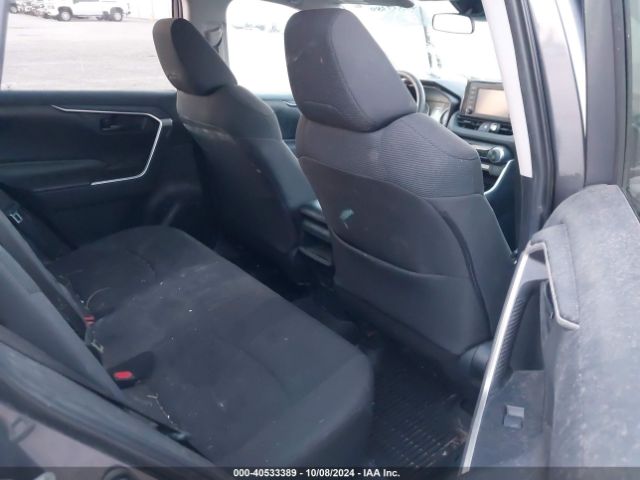 2T3H1RFV1KW015676 Toyota RAV4 LE