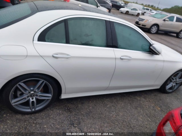 Mercedes-Benz E 300 2018 WDDZF4JB7JA434429 Image 13