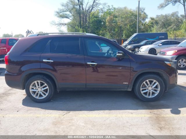 5XYKTCA68EG496932 KIA SORENTO LX