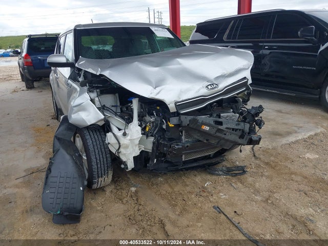 KIA Soul 2019 KNDJN2A22K7673058 Image 1