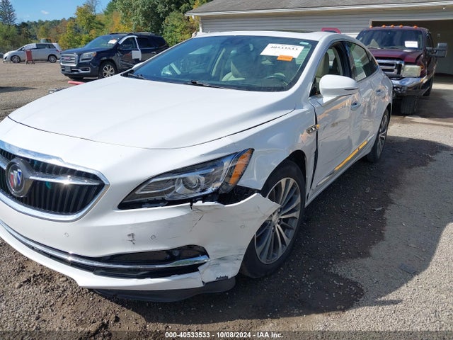 1G4ZR5SS2HU174788 Buick Lacrosse Premium