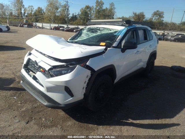 Toyota RAV4 LE 2020 2T3F1RFV1LC120762 Image 2