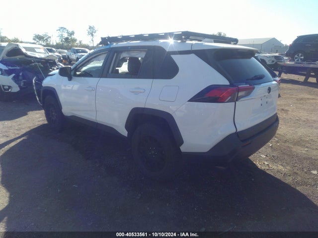 Toyota RAV4 LE 2020 2T3F1RFV1LC120762 Image 3