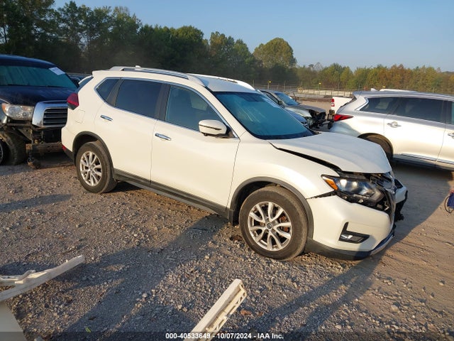2018 KNMAT2MT9JP594057 main image