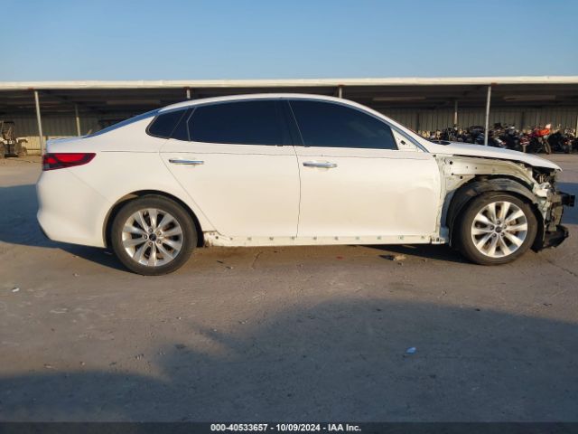 5XXGT4L32JG243859 KIA Optima S