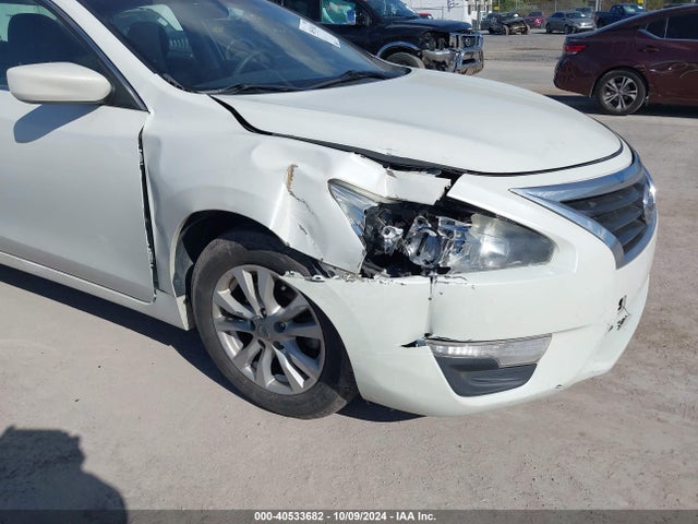 Nissan Altima 2.5 S 2014 1N4AL3AP5EN250214 Image 15