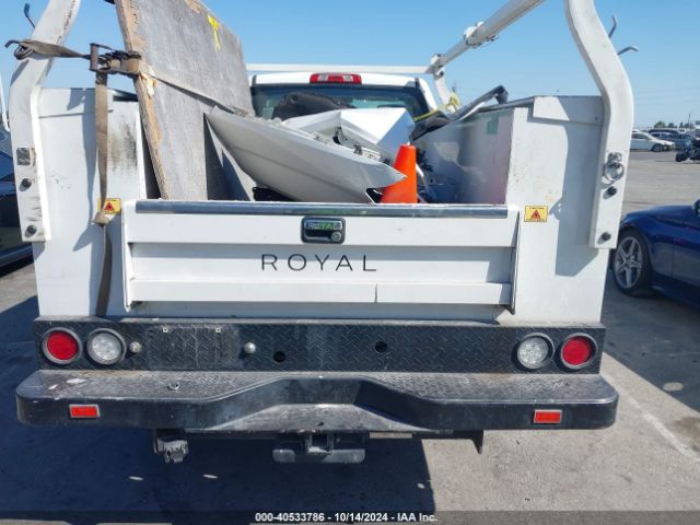 1GB0CUEGXHZ275858 Chevrolet Silverado 2500hd Wt
