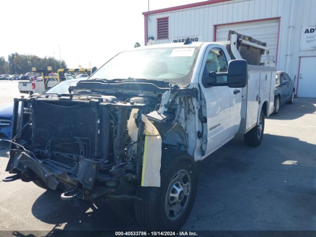 1GB0CUEGXHZ275858 Chevrolet Silverado 2500hd Wt