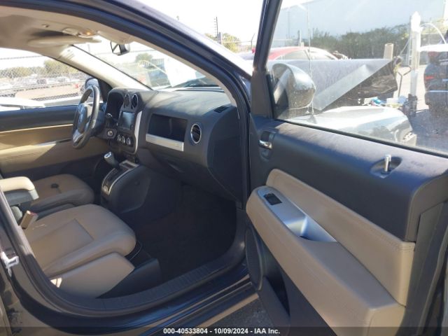 1C4NJCCB5ED870439 Jeep Compass Limited