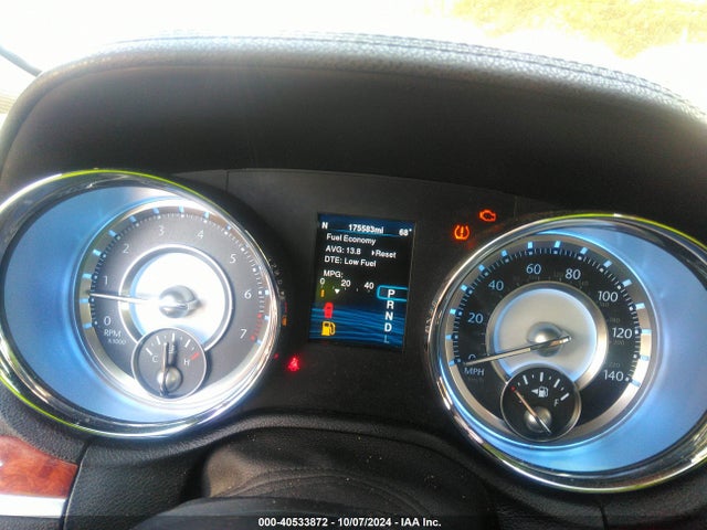 Chrysler 300 2014 2C3CCAAG8EH135904 Image 15