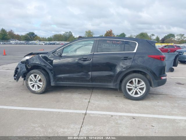 KNDPMCAC9J7405697 KIA Sportage Lx