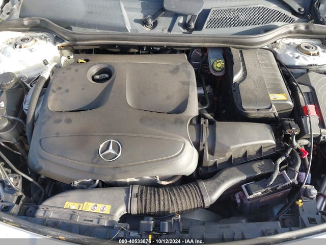 Mercedes-Benz CLA 250 2015 WDDSJ4EB0FN174286 Image 10