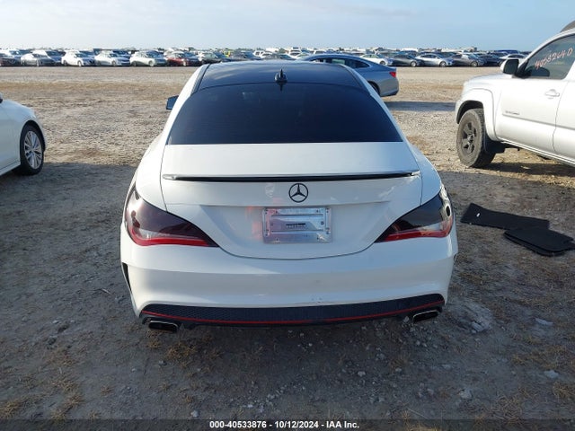 Mercedes-Benz CLA 250 2015 WDDSJ4EB0FN174286 Image 16