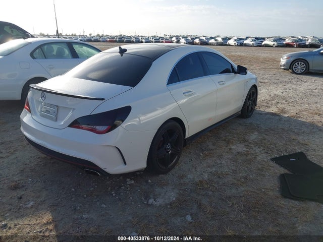 Mercedes-Benz CLA 250 2015 WDDSJ4EB0FN174286 Image 4