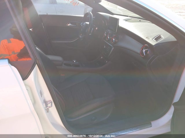 Mercedes-Benz CLA 250 2015 WDDSJ4EB0FN174286 Image 5
