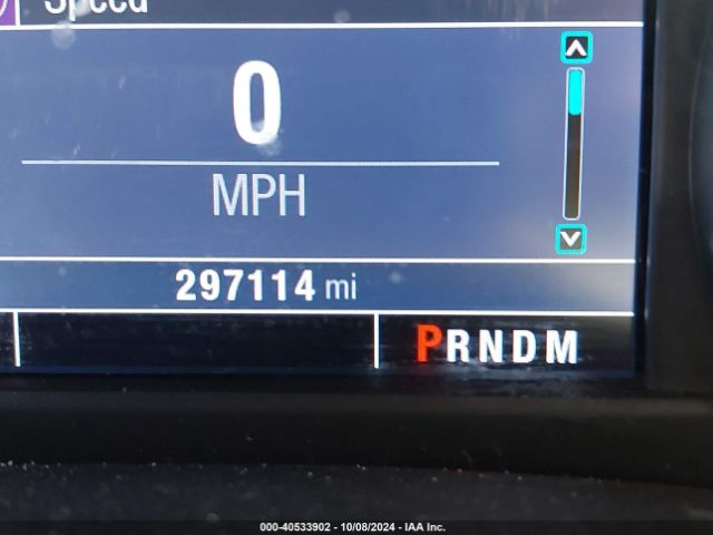 1GNSKBKC7FR210418 Chevrolet Tahoe Lt